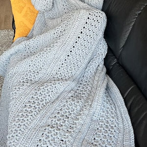 Snuggly Sofa Sweater - Crochet pattern English USA