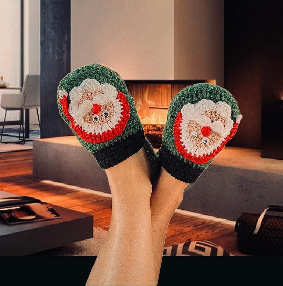 Frosti & Santa Slippers - Crochet Pattern - English US Terms