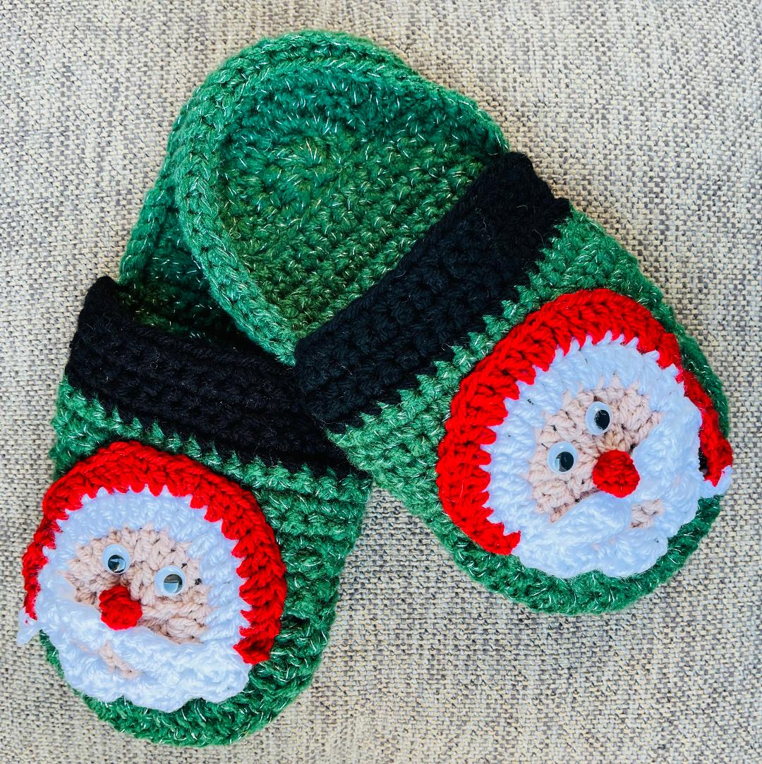 Frosti & Santa Slippers - Crochet Pattern - English US Terms