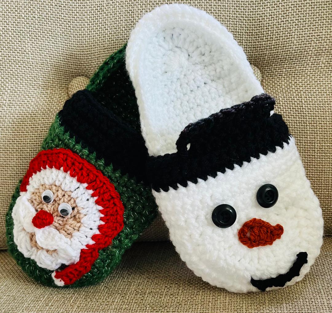 Frosti & Santa Slippers - Crochet Pattern - English US Terms