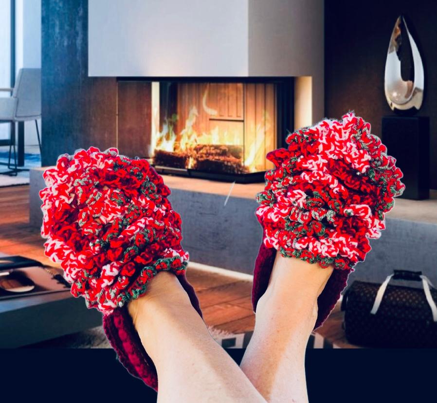Santa's Favorite SOLE mates - Boots and Slippers - Crochet PATTERN - English US Terms